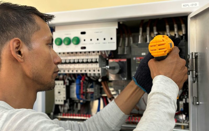 Essential Electrical Safety Tips